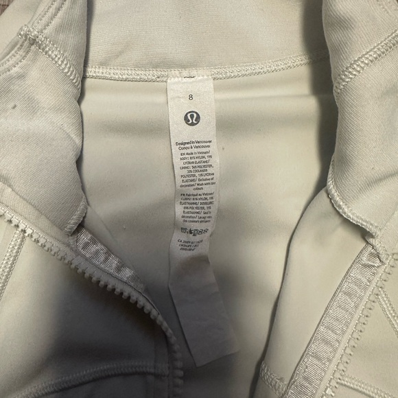 🤍🧁Lululemon Set🧁🤍 - Picture 3 of 7